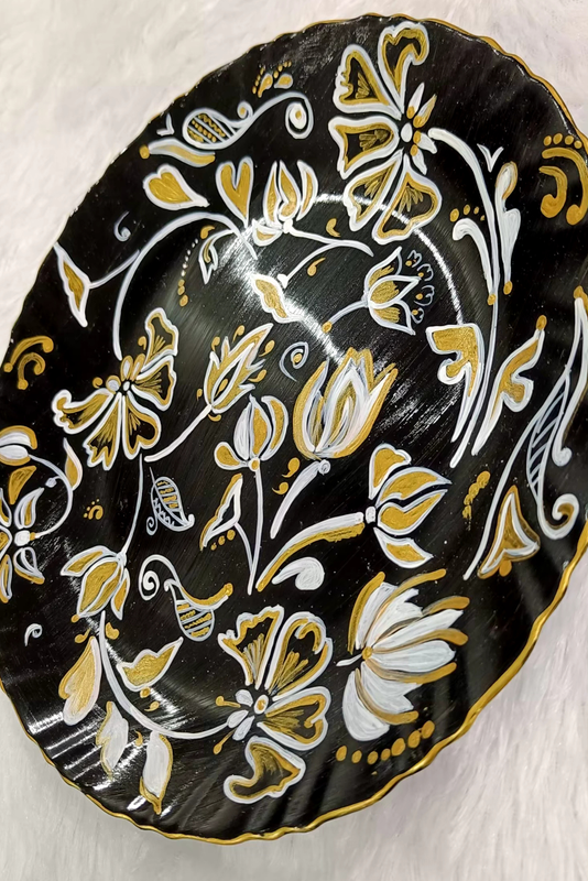 Hand Painted wallplate in Floral designs - Design 2